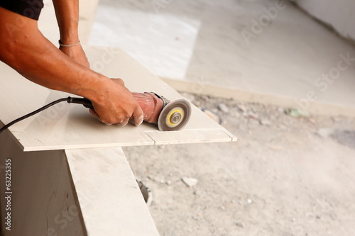 floor tile installation for house building