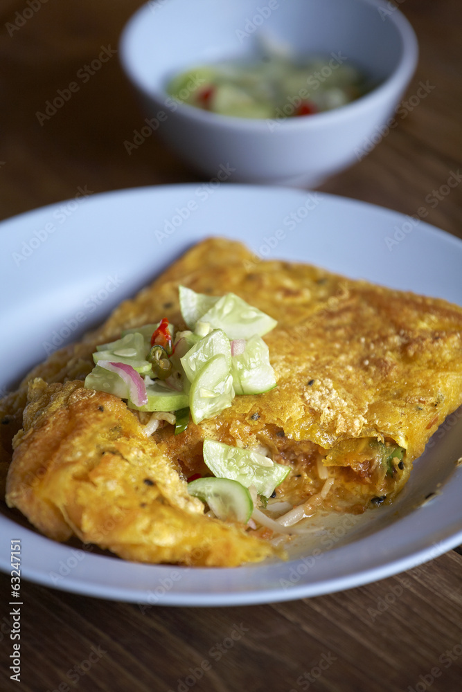 thai fried noodle and egg on table thai fried noodle and egg on table