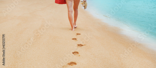 trail barefoot feet in the sand