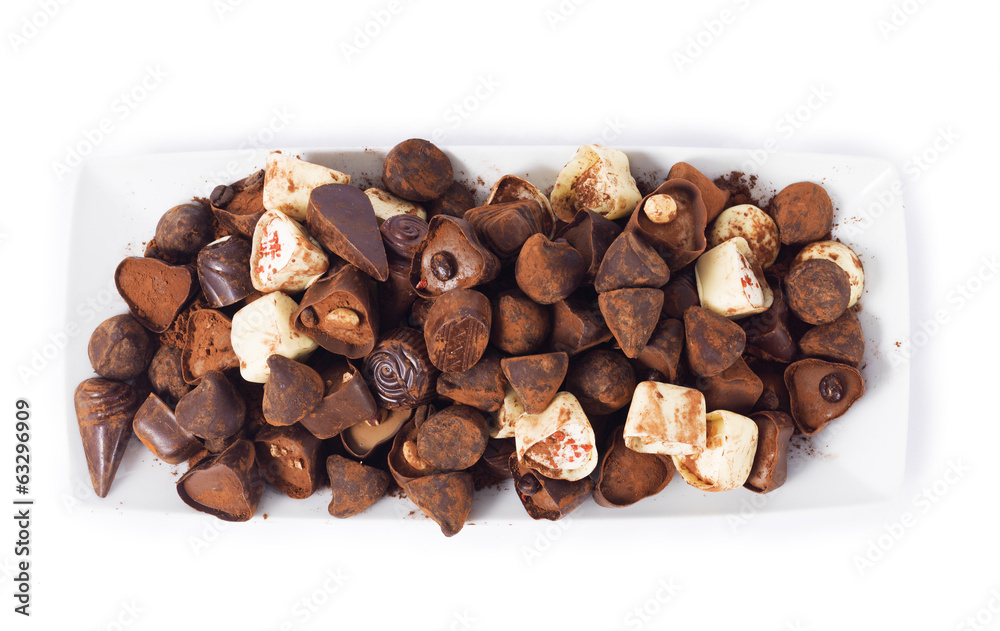 Obraz premium Differents chocolates on a white background