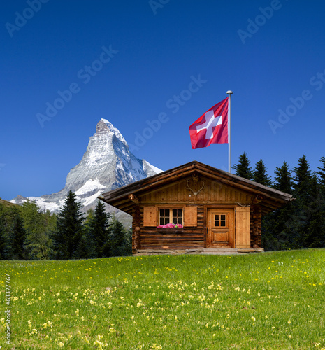 Almhütte mit Matterhorn