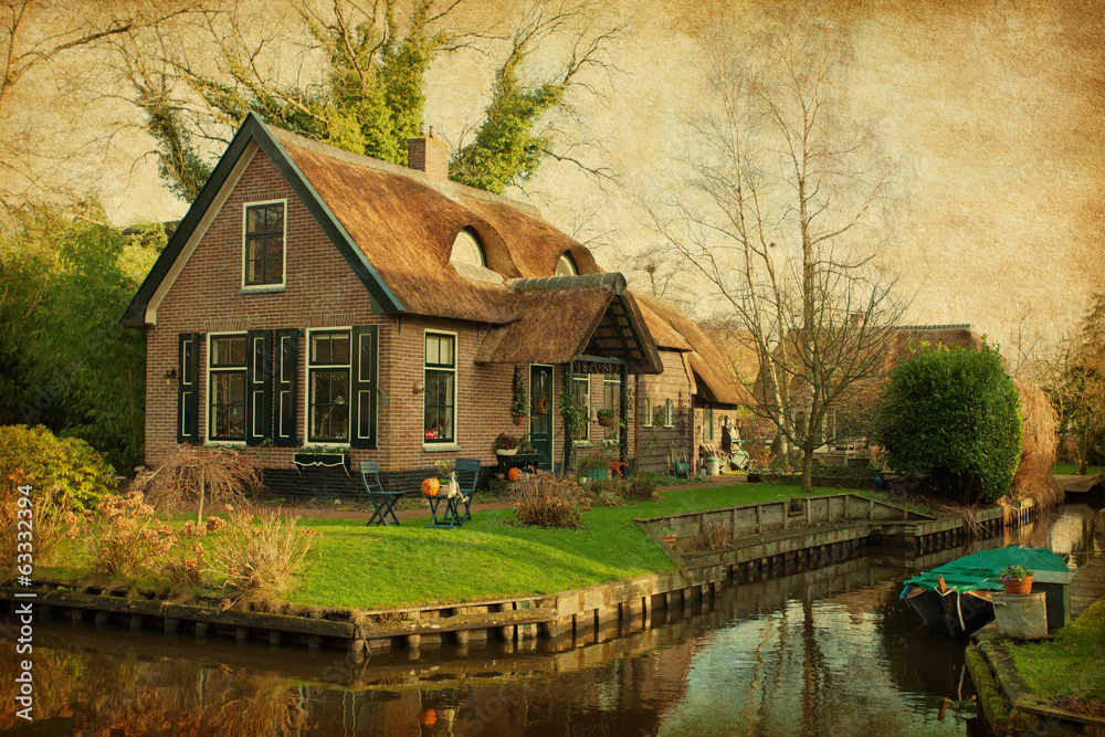 Old house in Giethoorn, Netherlands. Old house in Giethoorn, Netherlands.
