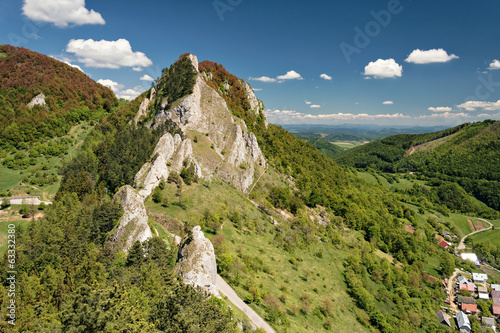 Vrsatec peak photo