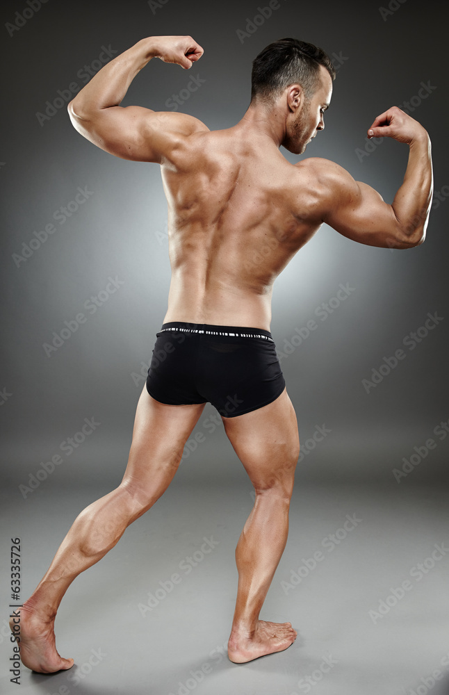 Obraz premium Bodybuilder full length