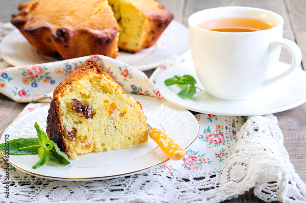 Raisin & dry apricot cake Raisin & dry apricot cake