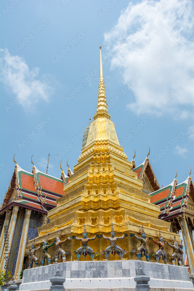Wat Phra Kaew, Temple of Bangkok Thailand 5
