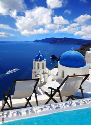 Fototapeta Naklejka Na Ścianę i Meble -  antorini with Traditional Church in Oia, Greece