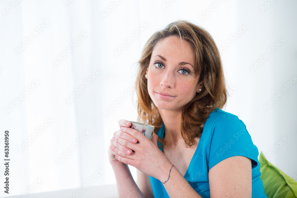 isolated portrait of a beautiful young women isolated portrait of a beautiful young women