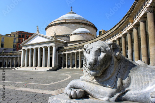 Piazza del Plebiscito à Naples - Italie