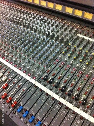 Equipment for recording