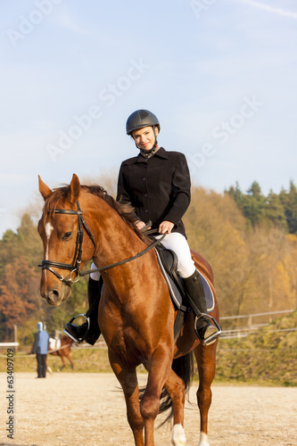 equestrian on horseback © Richard Semik