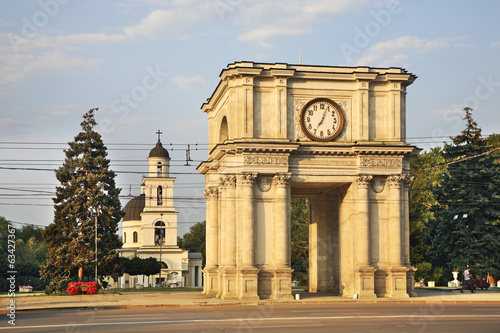 Kishinev. Arch of Victory Moldova. Кишинев. Арка Победы