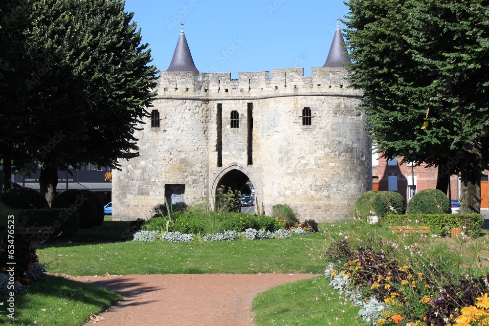 Porte de Paris à Cambrai ( XIVème )