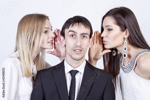 Konstfotografi Girls whispered to share with a guy rumors
