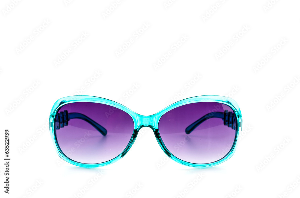 Fototapeta premium Sunglasses isolated white background