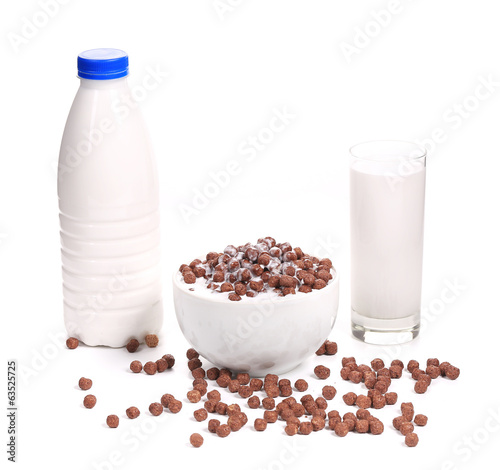 Bowl of corn flakes and milk