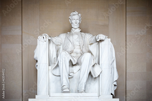 Statue of Abraham Lincoln