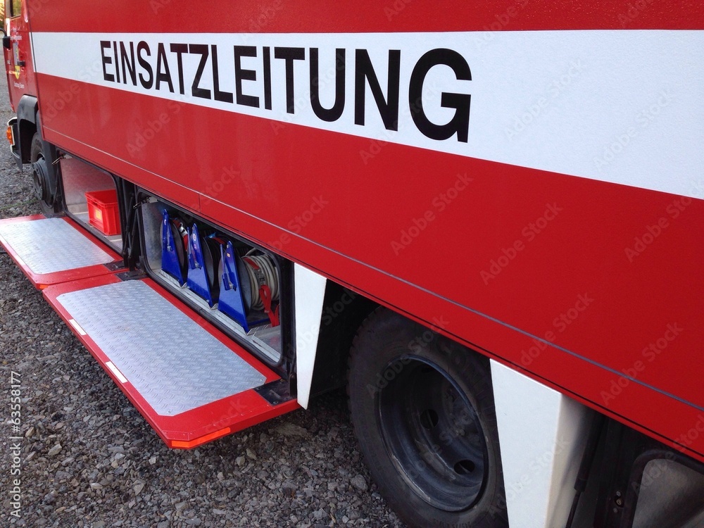 Fototapeta premium Feuerwehrfahrzeug