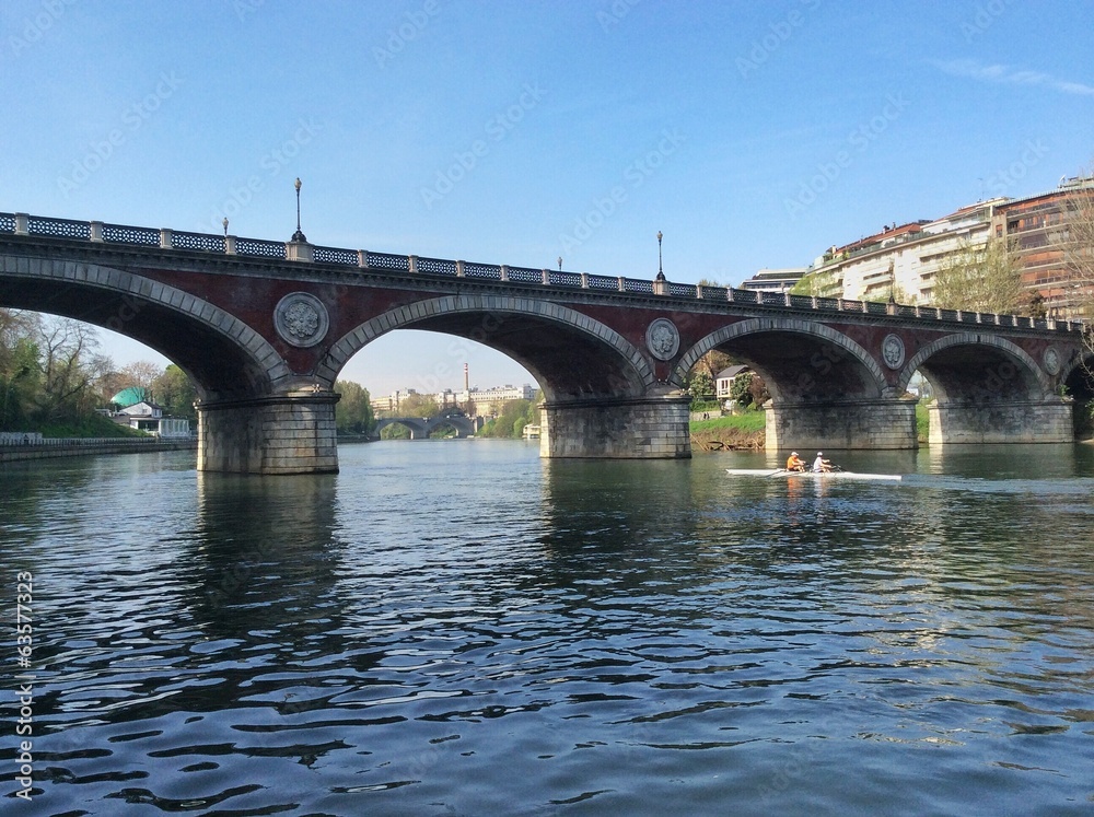 Fototapeta premium ponte isabella sul fiume po