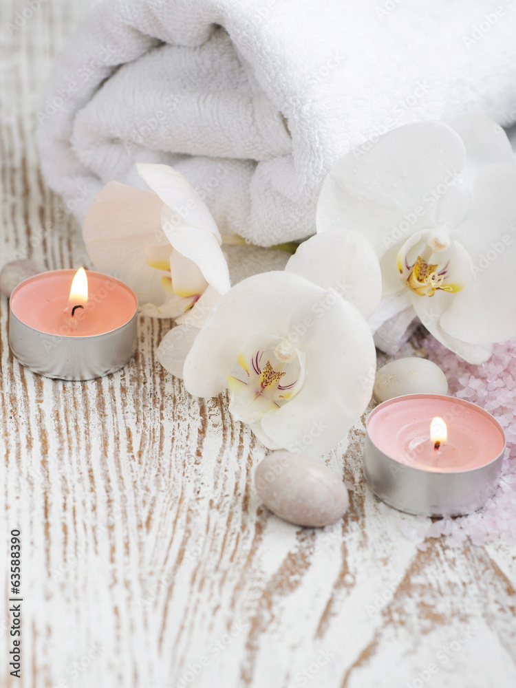 Spa set with white orchids Spa set with white orchids