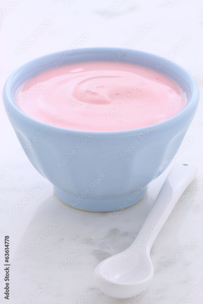 Fresh strawberry yogurt Fresh strawberry yogurt