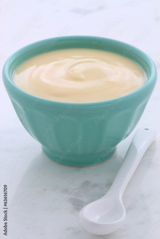 Fresh peach yogurt Fresh peach yogurt