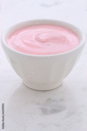 Fresh strawberry yogurt