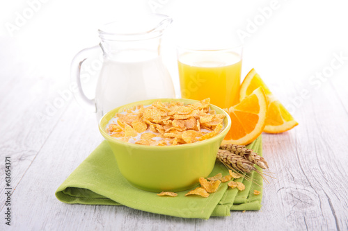 cornflake with milk and orange juice