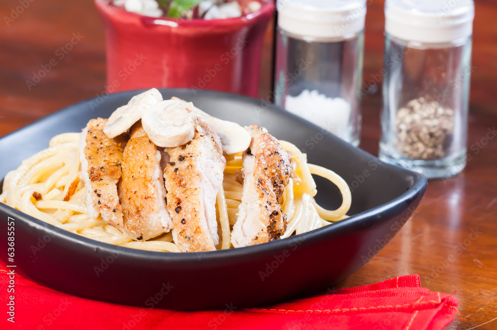 peppered chicken in truffle mushroom cream pasta peppered chicken in truffle mushroom cream pasta