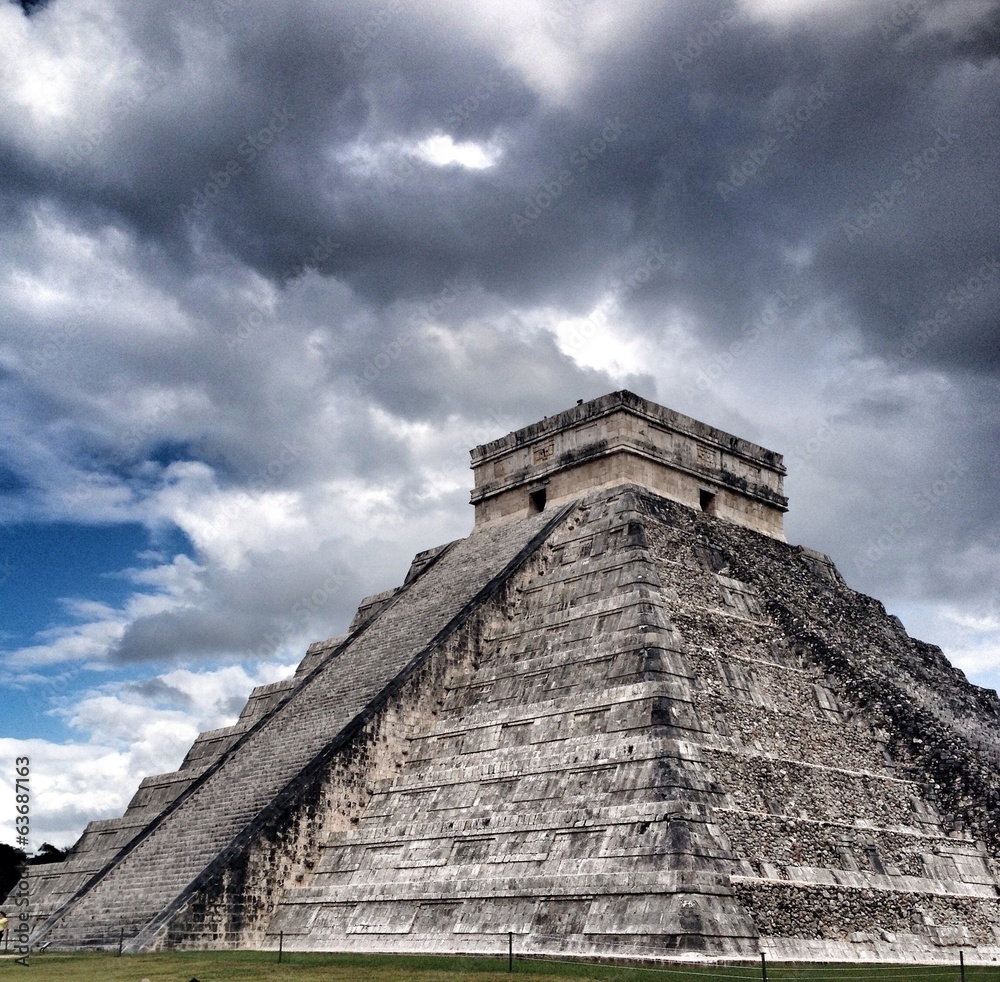 Main Mayan pyramid in Chichen Itza, Mexico Main Mayan pyramid in Chichen Itza, Mexico