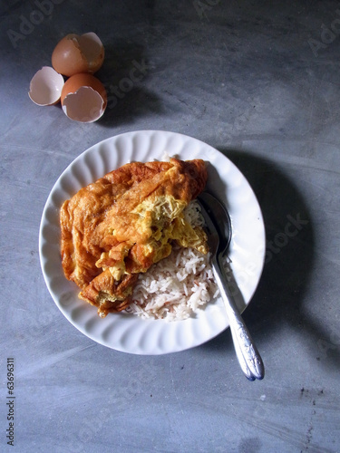 rice served with fried egg