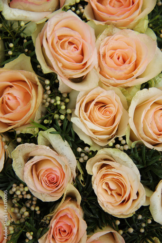 pale pink wedding roses