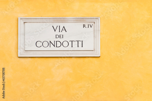 Canvas Print Via dei Condotti plate