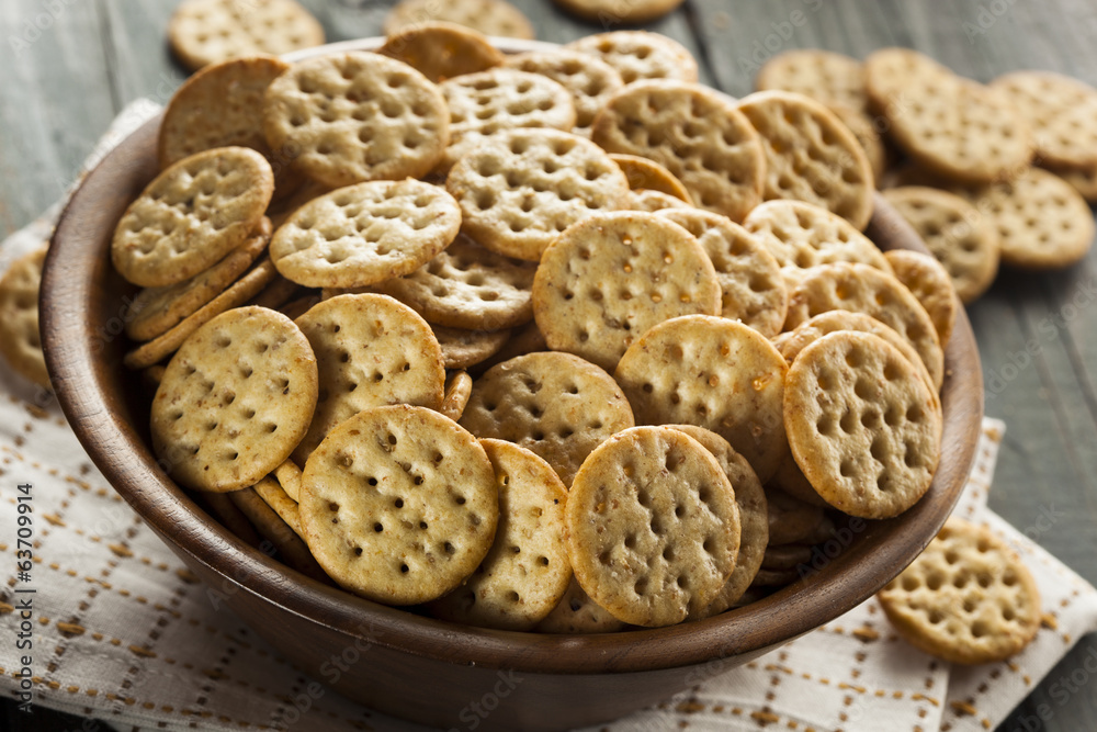Whole Grain Wheat Round Crackers Whole Grain Wheat Round Crackers