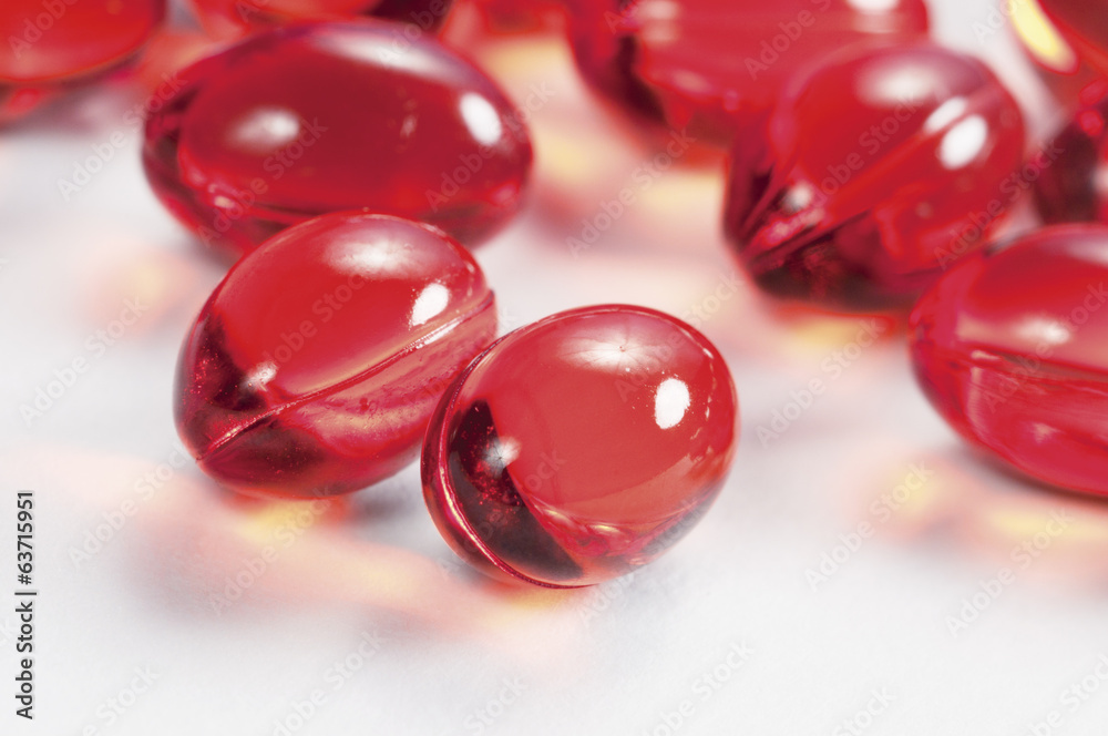 Red capsules