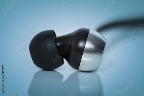 headphones macro