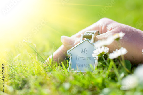 woman holding key ring