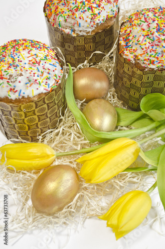 Easter egg cake tulip