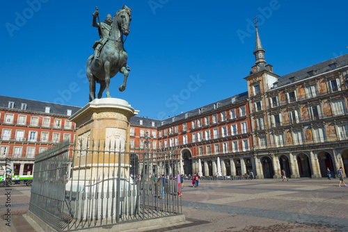 Equestrian statue on the Plaza Mayor in Madrid