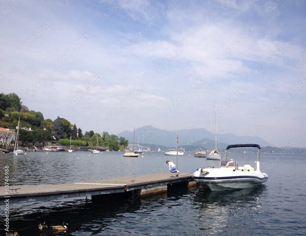 Fototapeta premium il lungolago di Lesa - Lago Maggiore