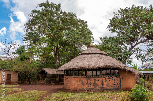 Painted houses in Omo NP