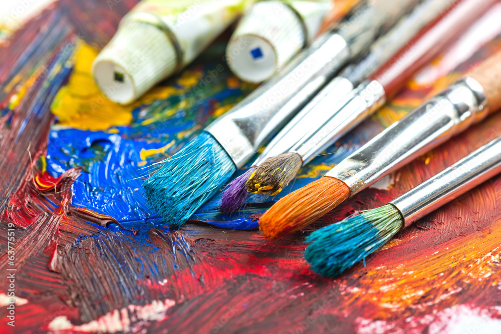 Fototapeta premium Paints and brushes