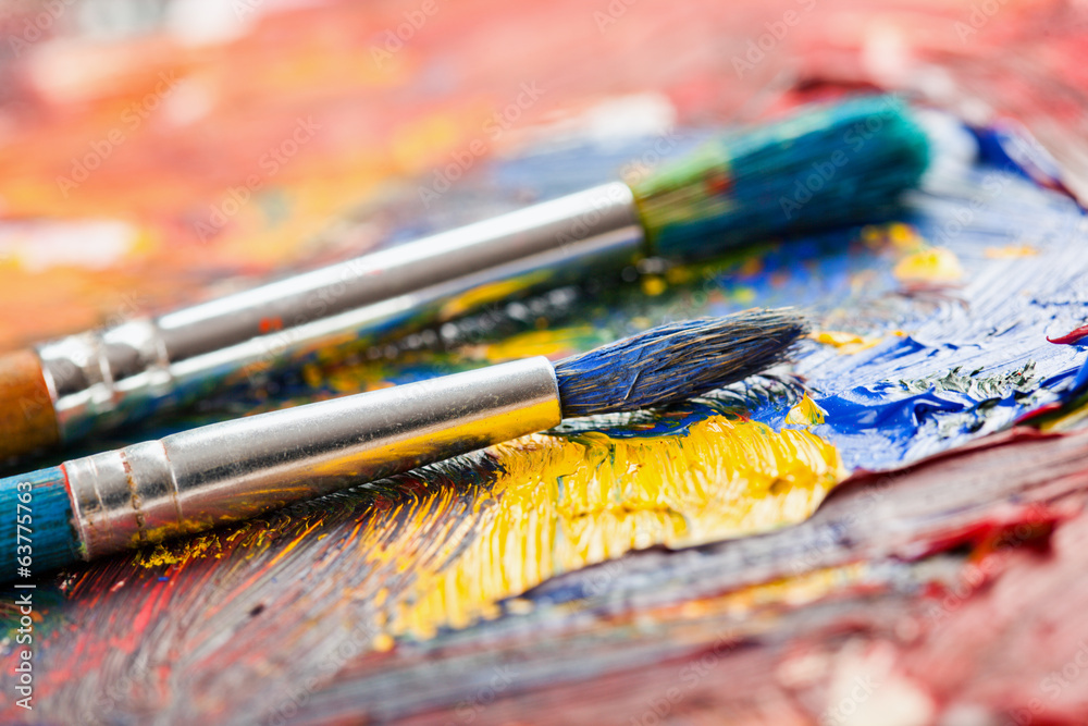 Fototapeta premium Paints and brushes