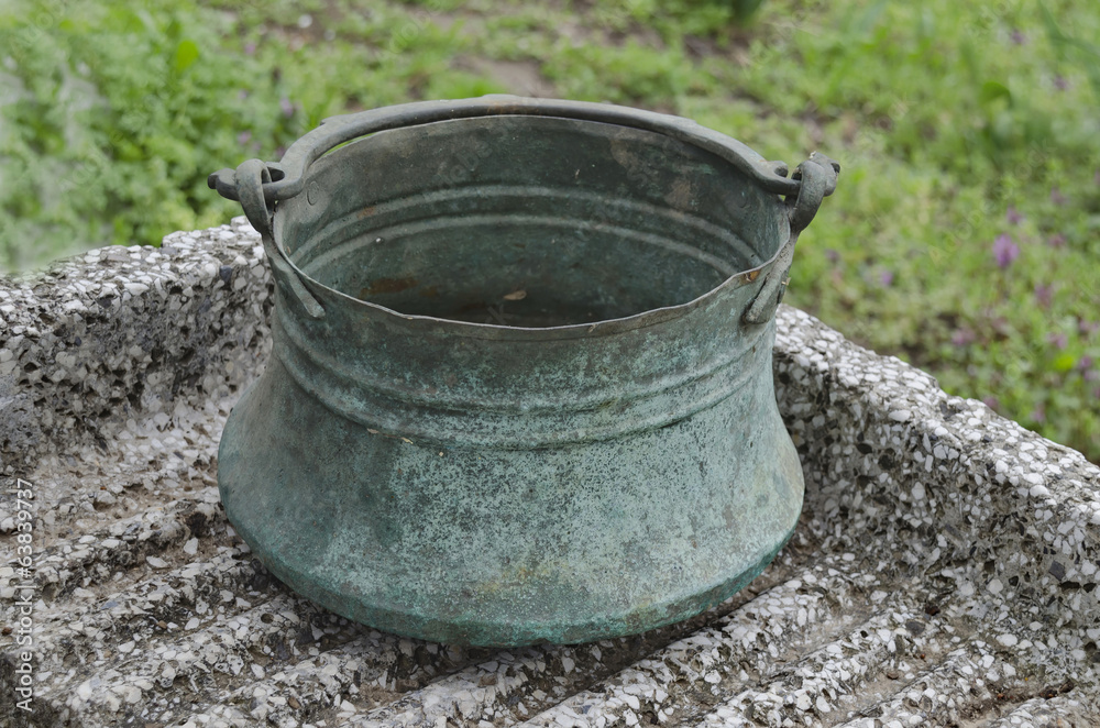 Cooper cauldron for water and other liquid Cooper cauldron for water and other liquid