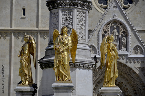 Cattedrale di Santo Stefano, Zagabria 8