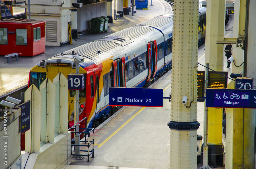 Fototapeta premium A train at a platform, Waterloo Station, London