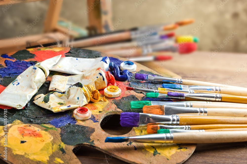 Obraz premium Paints and brushes