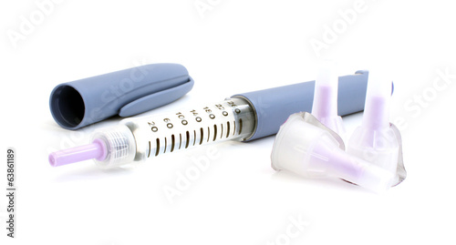 Insulin syringe pen and needle