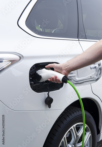 Charging battery of an electric car