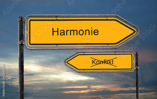 Strassenschild 18 - Harmonie